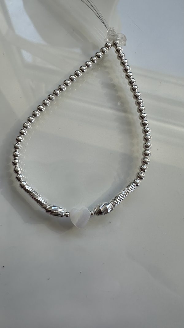 Mother of pearl heart bracelet