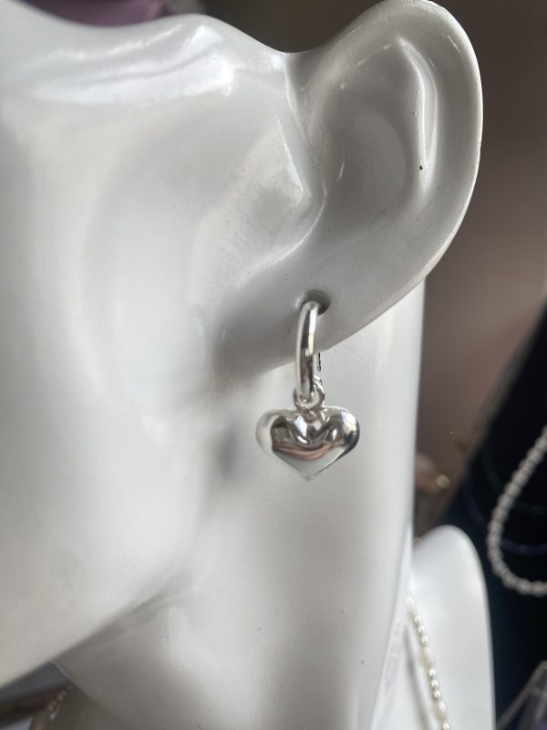 Heart hoop studs - Image 2