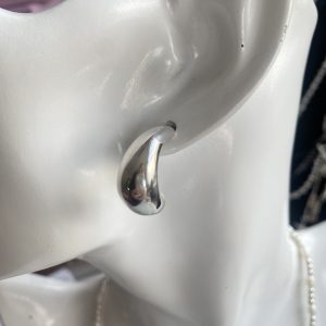 Chunky teardrop studs large
