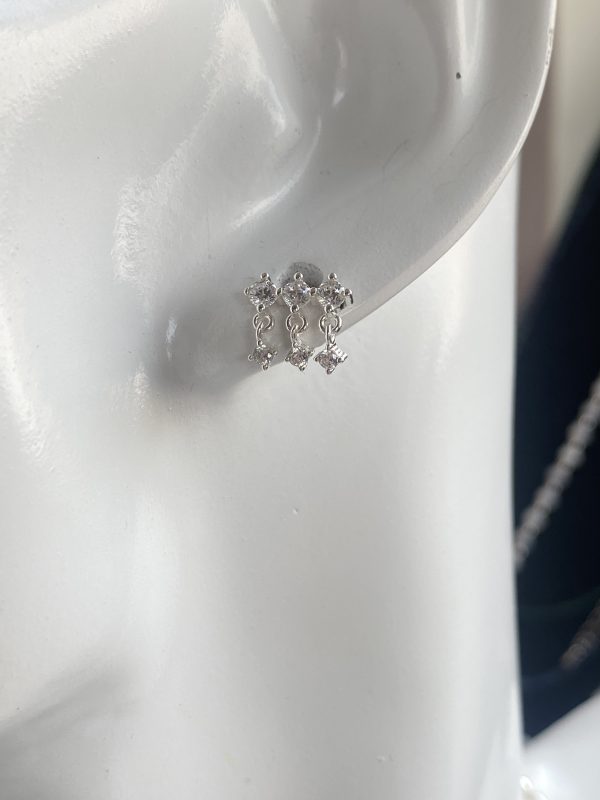 Triple droplet studs