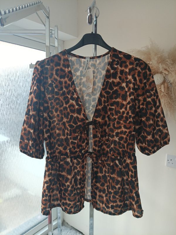 Leopard tie top