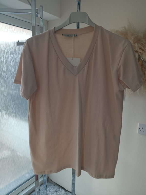 Beige T-shirt