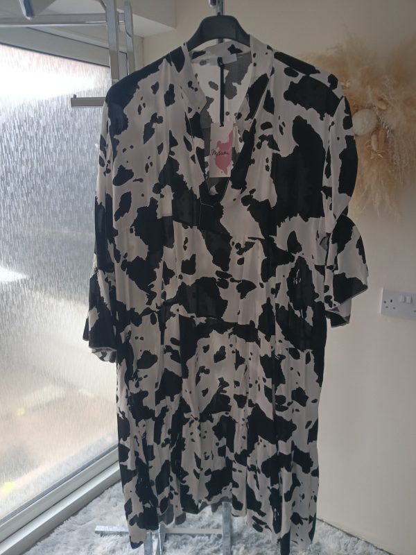 Cow print tiered midi dress - Image 2